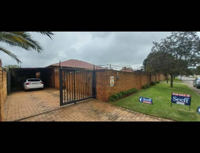 4 BEDROOM HOUSE FOR SALE IN FISHERS HILL